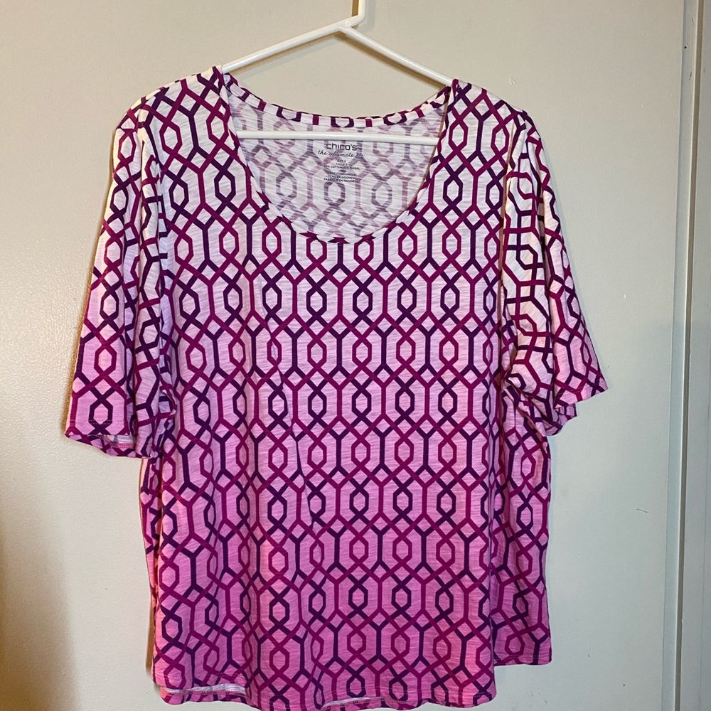 Chico’s Gradient Geometric Tee Pink 3